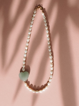 Choker Green Heart z pereł i zielonego serca z kamienia naturalnego awenturynu